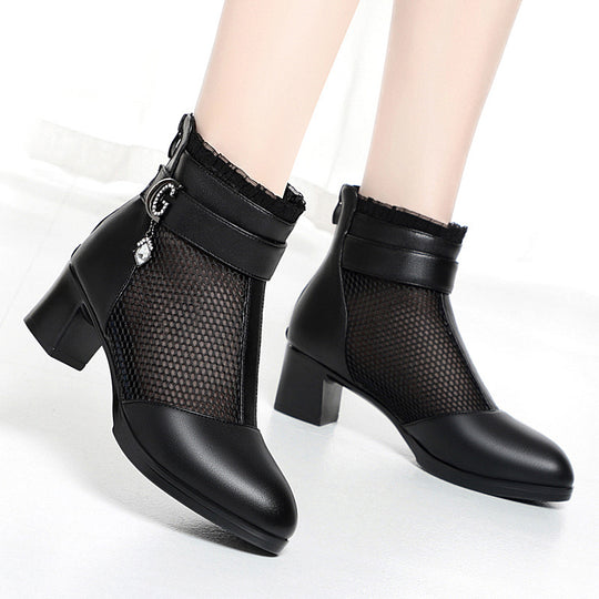 Damen Elegante Stiefeletten mit modischen Netzdetails und verziertem Riemen EB