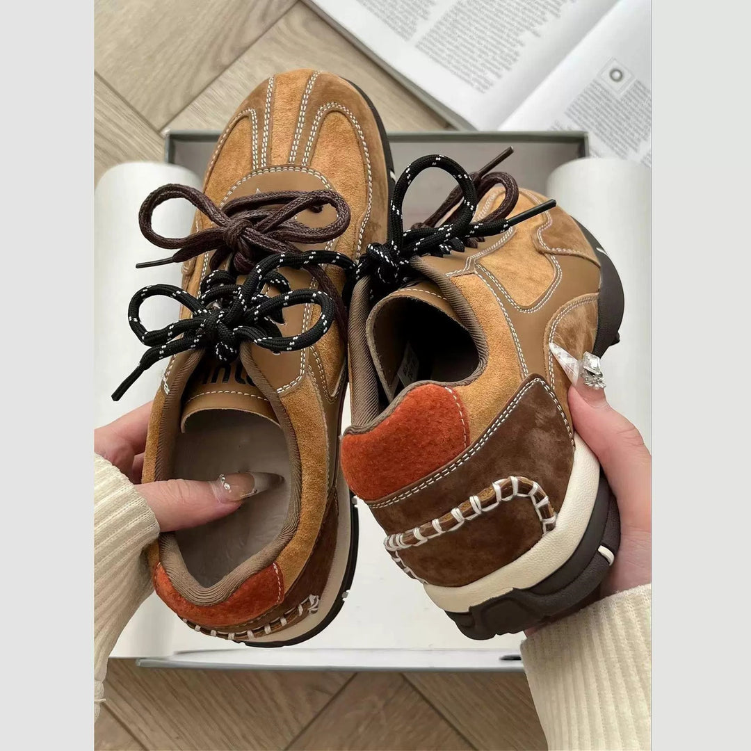 Damen Sportliche Sneaker mit bequemer Polsterung und modischem Obermaterial EB