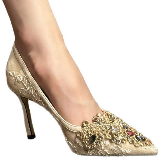 Damen Pumps mit luxuriösem Schmuckdetail EB
