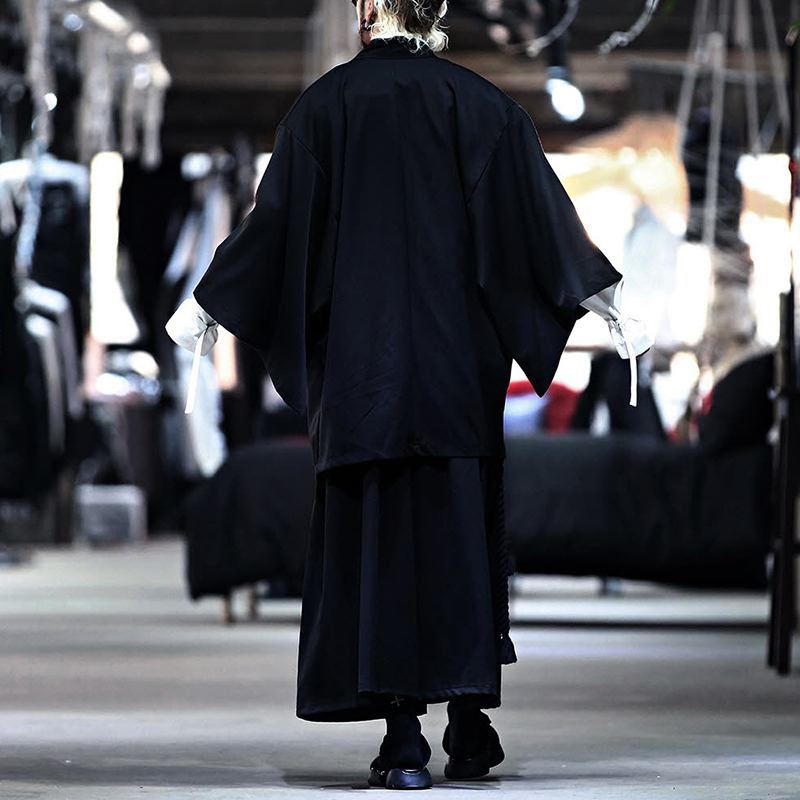 Damen Kimono-Jacke mit modernen Schnitt und praktischen Taschen EB