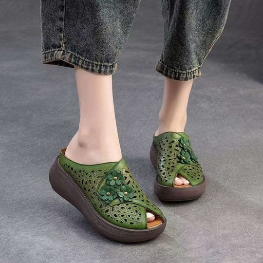 Damen Modische Clogs mit floraler Applikation und atmungsaktivem Design EB