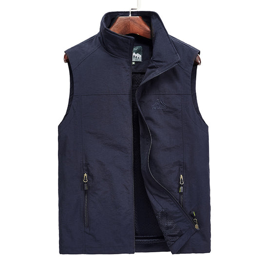 Herren Leichte Outdoor‑Softshellweste mit atmungsaktivem Meshinnenfutter und verdeckten Reißverschlusstaschen EB