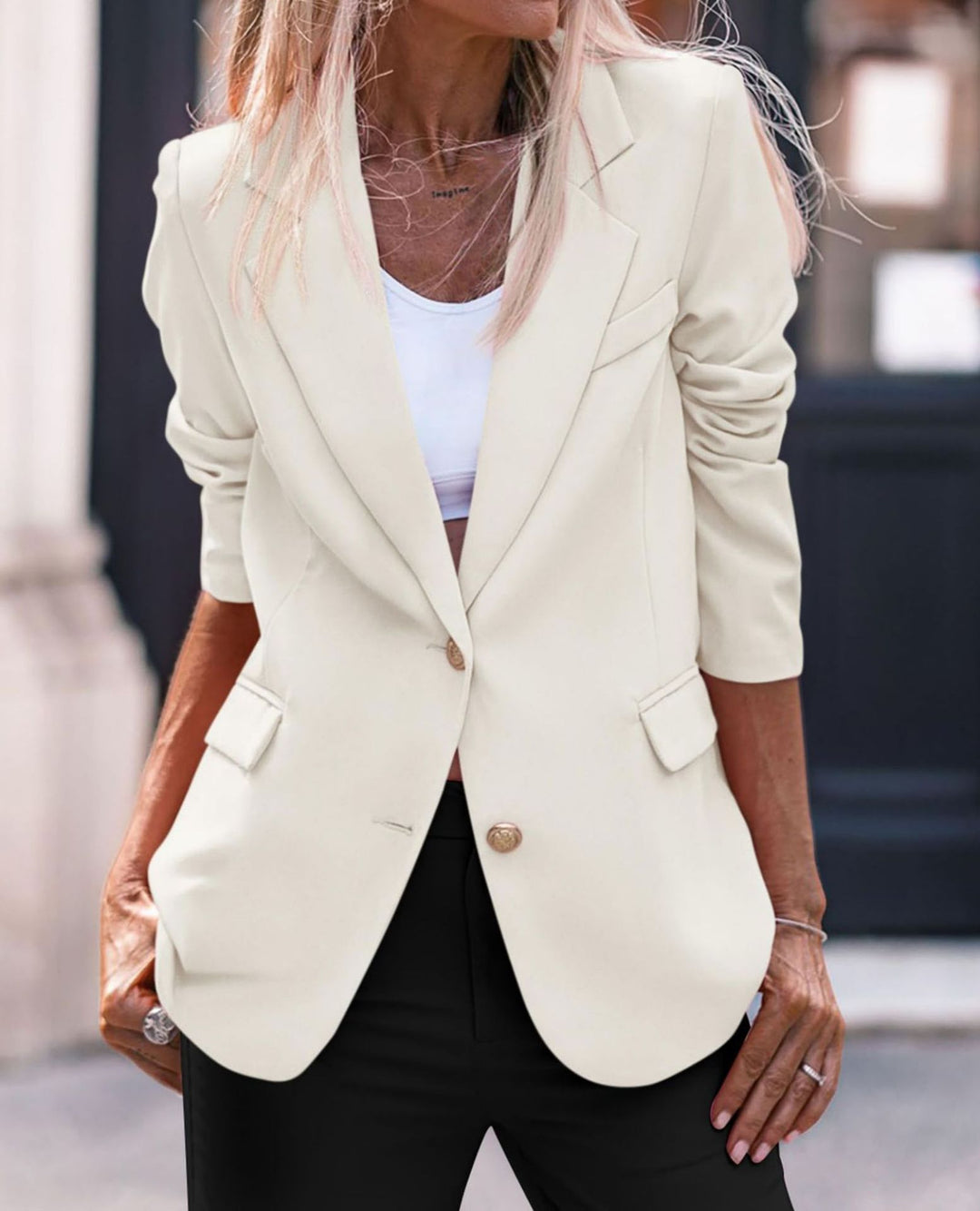Damen Eleganter Einreiher Blazer mit goldenen Knöpfen und tailliertem Schnitt EB