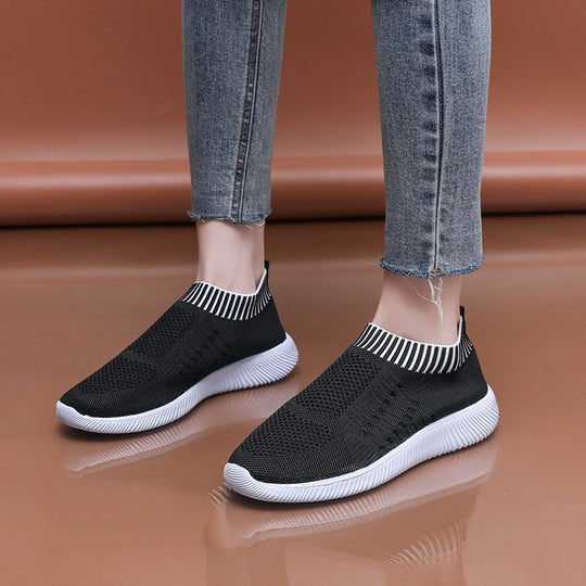 Damen Atmungsaktive Slip-On Sportschuhe mit flexibler Sohle EB