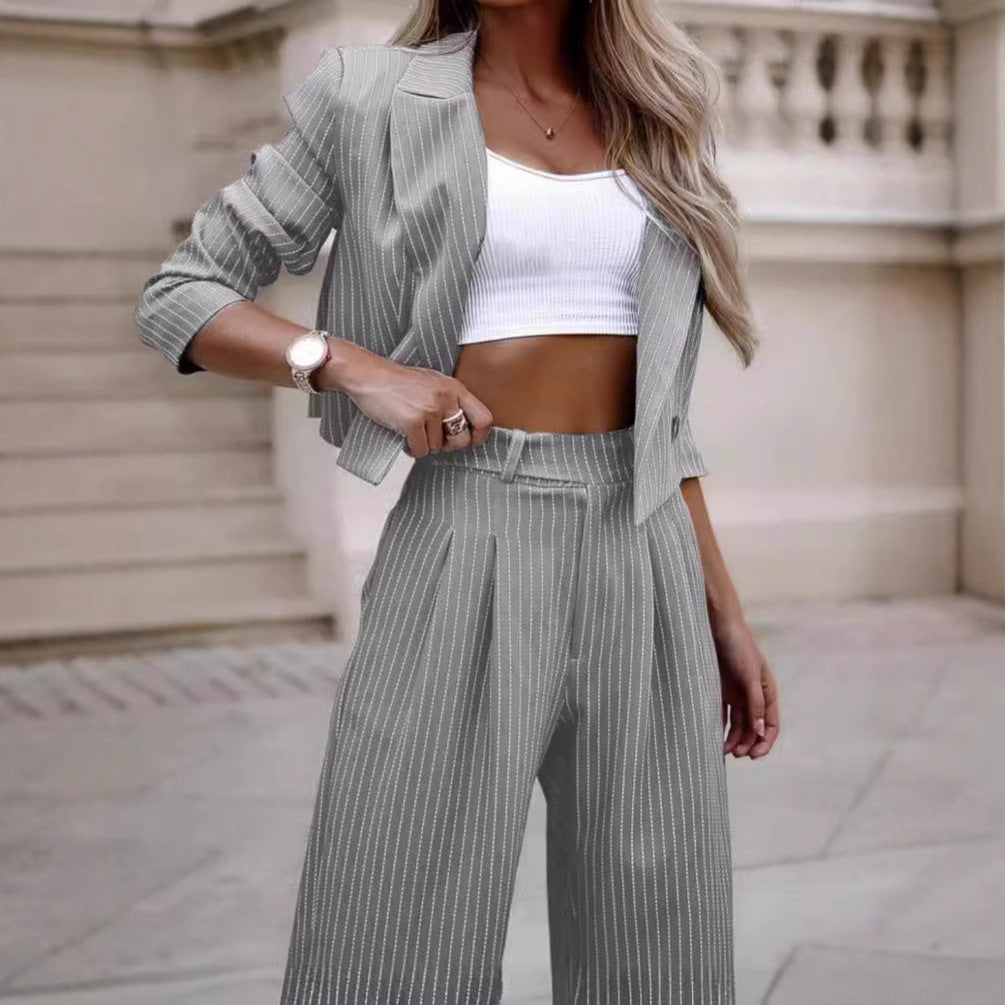 Damen modischer Blazer mit weit geschnittenen Hosen EB
