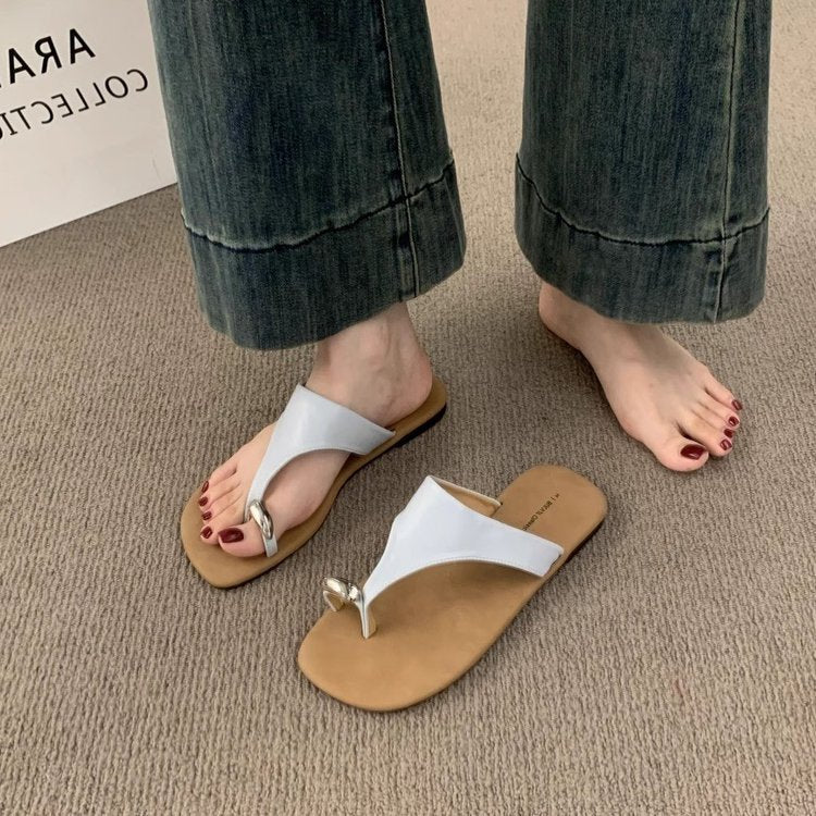 Damen Zehentrenner-Sandalen mit modischen Riemen und komfortablem Fußbett EB