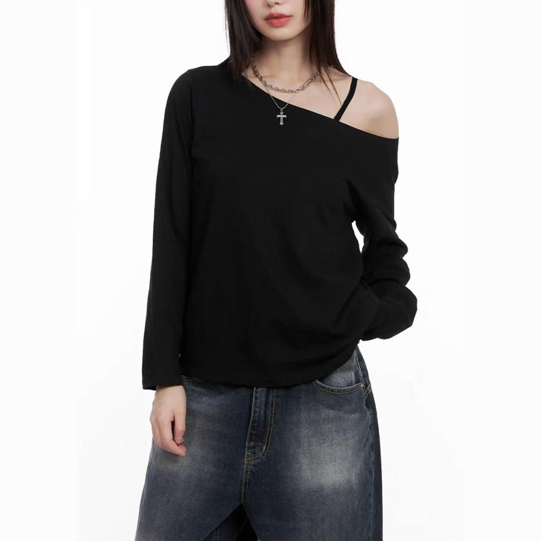 Damen nan asymmetrisches Off-Shoulder Langarmshirt aus Baumwollstretch mit lässigem Oversize-Schnitt EB