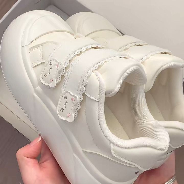 Damen Sneaker mit verstellbaren Klettverschlussriemen und komfortabler Sohle EB