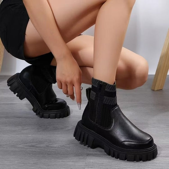Damen Biker-Stiefel mit elastischem Strickansatz und robustem Profil EB