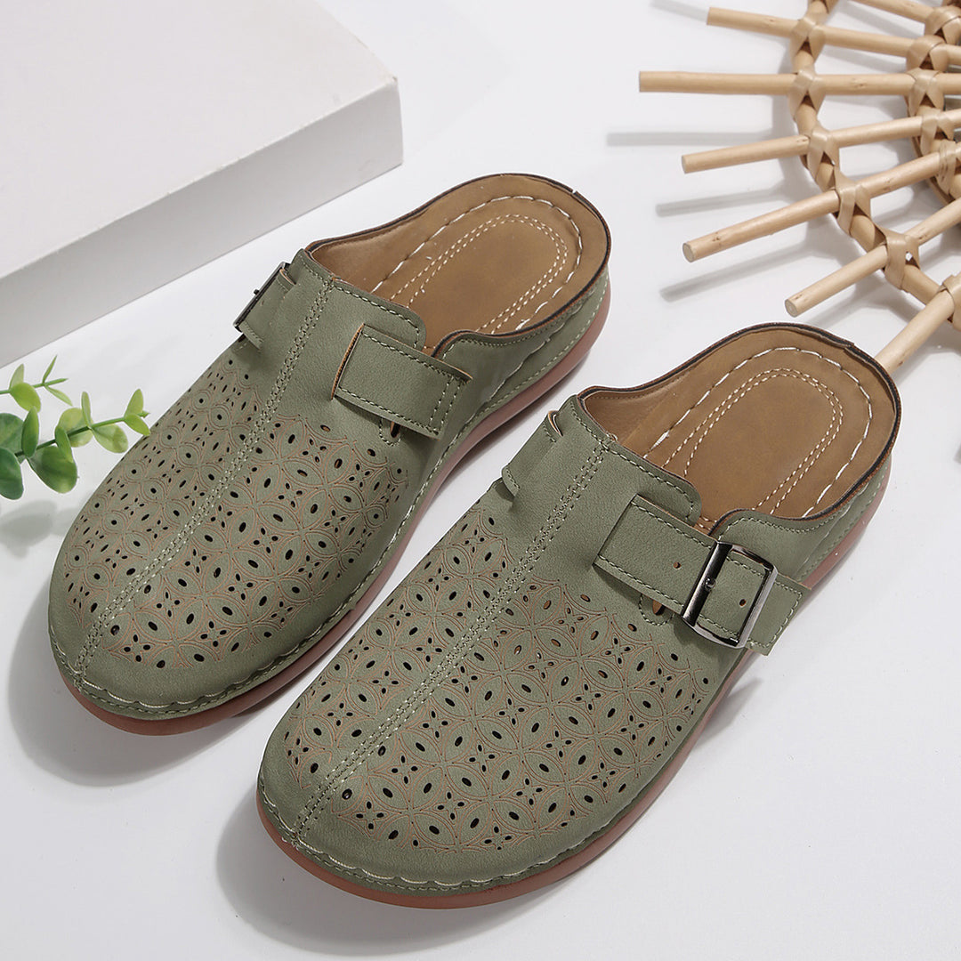 Damen Komfortable Clogs mit raffiniertem Lochmuster EB