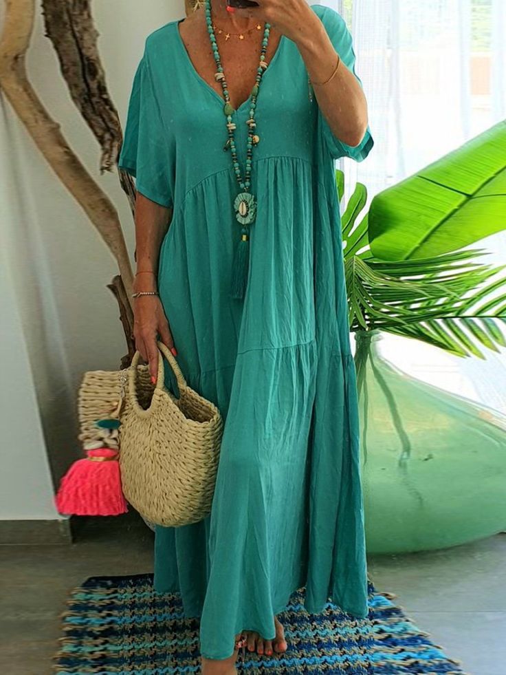 Damen luftiges Boho-Maxikleid mit schwingendem Saum und tiefem V-Ausschnitt EB