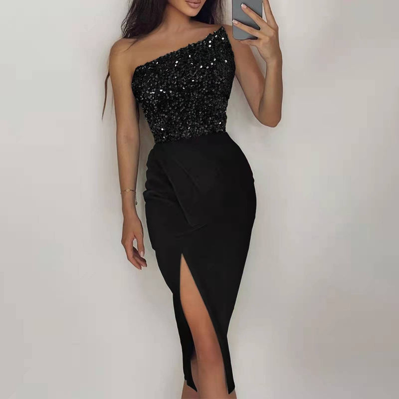Damen Glamouröses Abendkleid mit asymmetrischem Ausschnitt und schimmerndem Oberteil EB