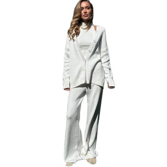 Damen bequemer Strickanzug mit Cardigan EB