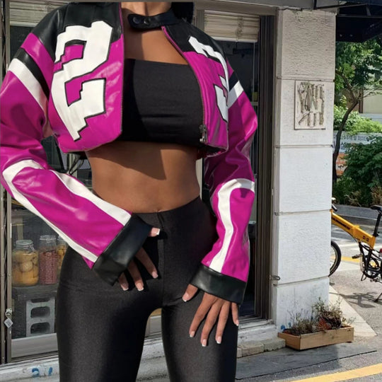Damen cropped Kunstlederjacke im auffälligen Design EB