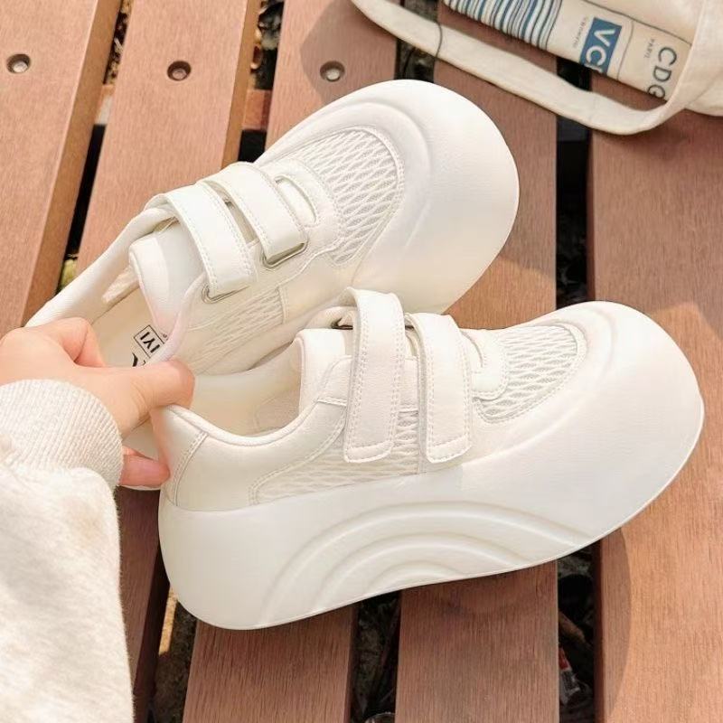 Damen Schnürsenkel Sneakers mit erhöhtem Plateau und atmungsaktiven Mesh-Einsätzen EB