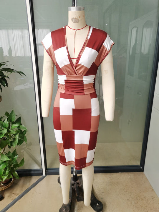 Damen figurbetontes Kleid mit geometrischem Muster EB