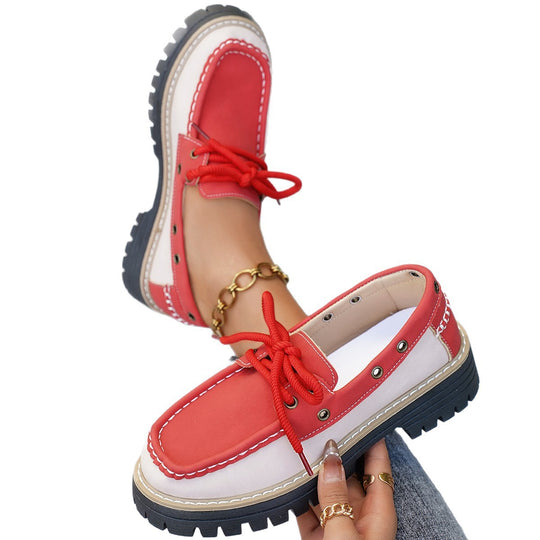 Damen Sneakers mit robustem Profil und dekorativen Schnürsenkeln EB