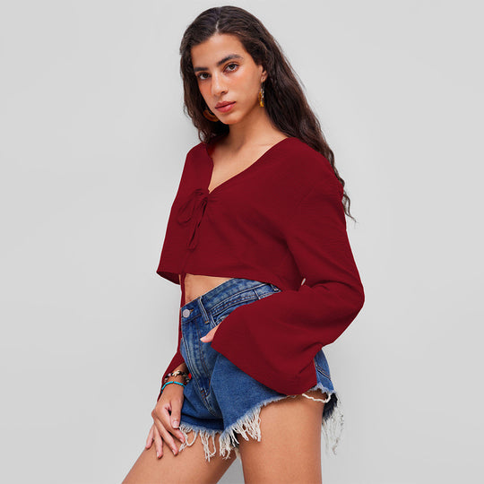 Damen kurzes Bindecrop-Top mit V-Ausschnitt, Knotenbindetail und Glockenärmeln Eichborn Berlin