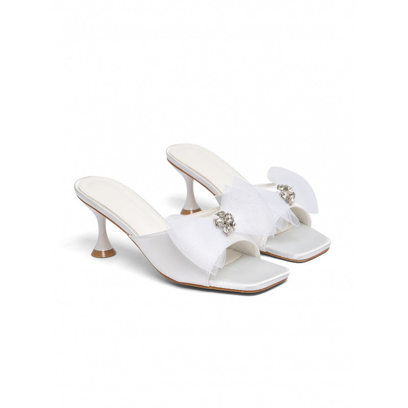 Damen Mules mit zierlicher Schleifenverzierung und eleganten Details EB