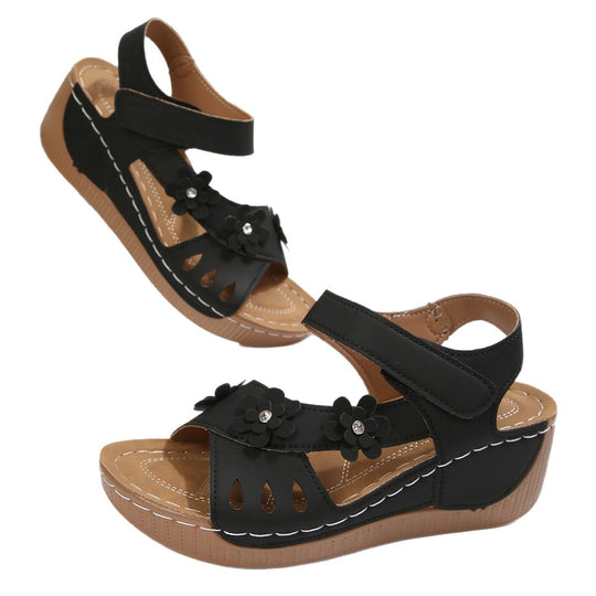 Damen Komfortable Sandalen mit Blumendekor EB