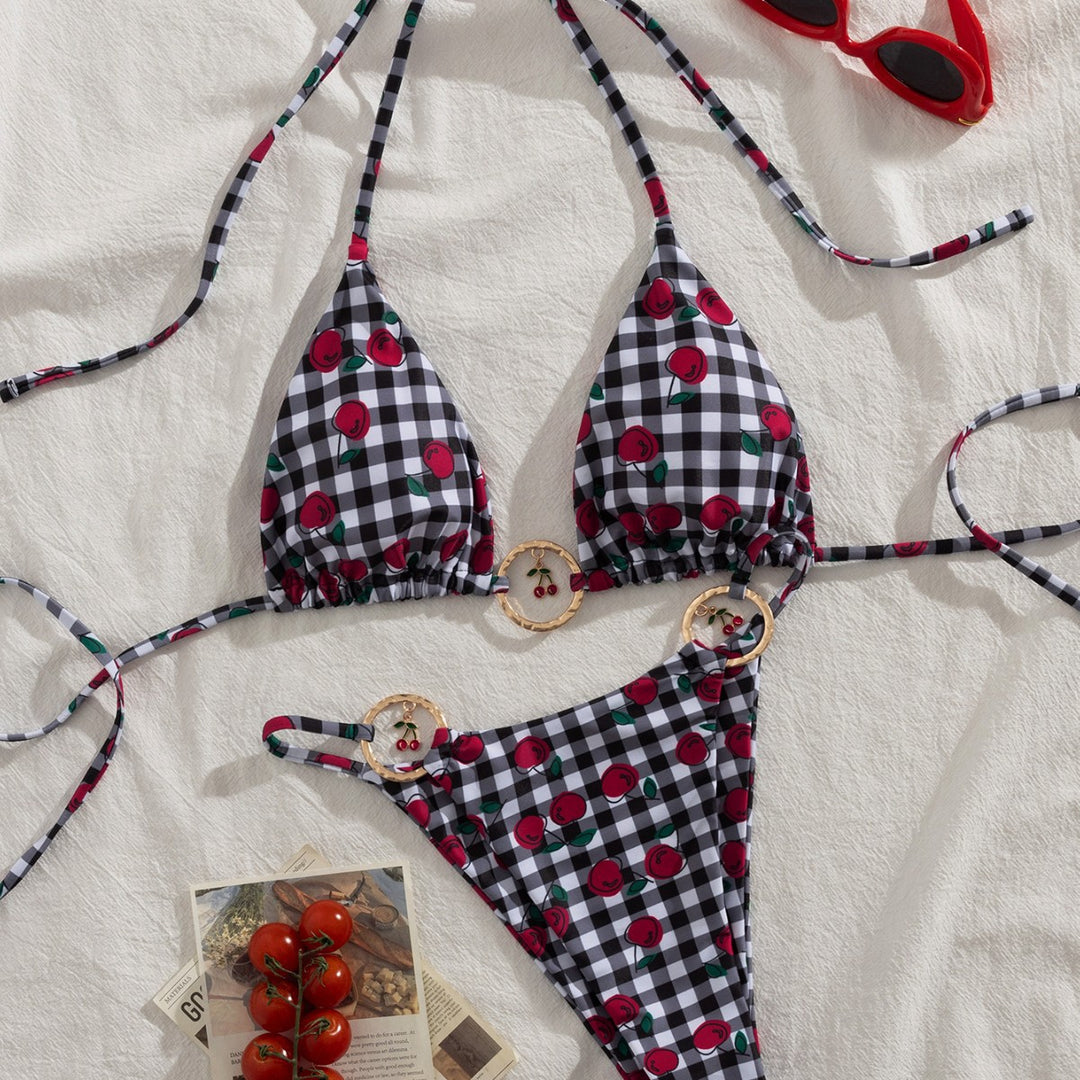 Damen Triangel-Bikini mit verspieltem Karomuster und fruchtiger Applikation EB