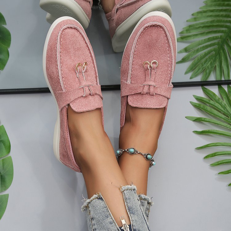 Damen Slipper-Loafer aus Velourslederoptik mit dekorativem Knotenriemen und leicht profilierter Gummisohle EB