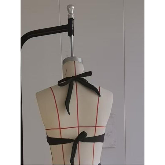 Damen Triangel-Bikini-Oberteil mit elegantem Knoten und Schmuckdetails EB