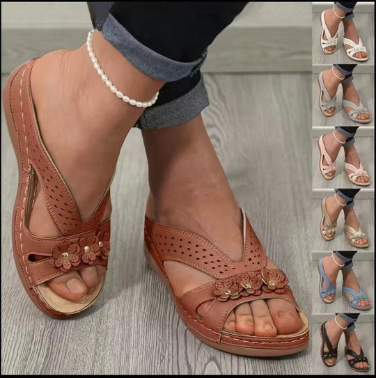 Damen bequeme und luftige Pantolette mit floralem Dekor EB