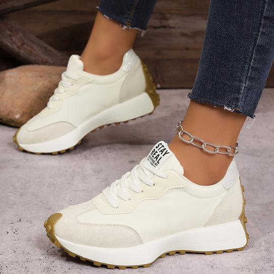 Damen Sportliche Sneaker mit atmungsaktiver Obermaterialstruktur und gedämpfter Sohle EB
