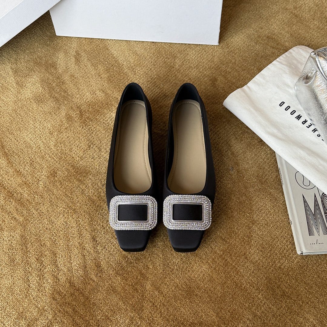 Damen Elegante Ballerinas mit funkelndem Schmuckriemen und klassischem Design EB