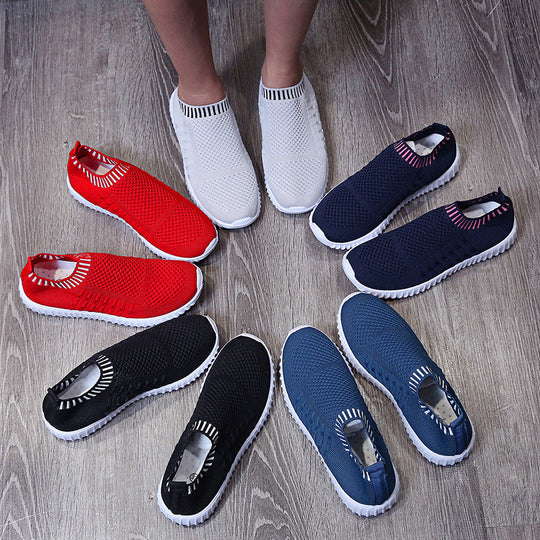 Damen atmungsaktive Slip-On Sneakers mit flexiblem Strickdesign EB
