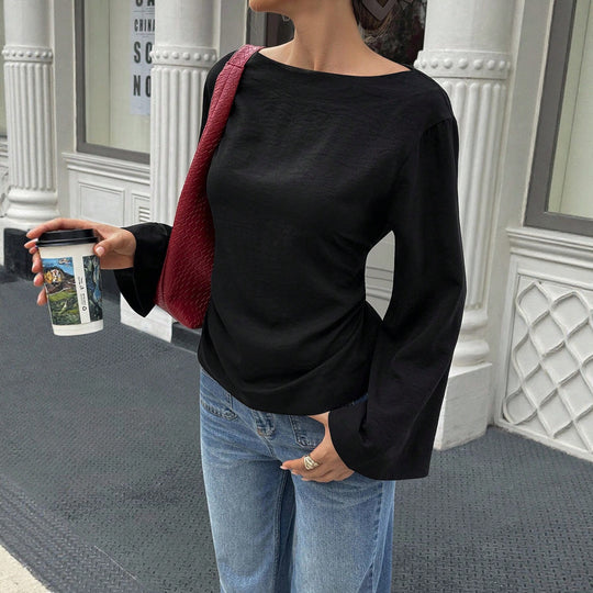 Damen Bootneck-Langarmshirt mit weitem Manschettenärmel und figurbetonter Seitennaht Eichborn Berlin