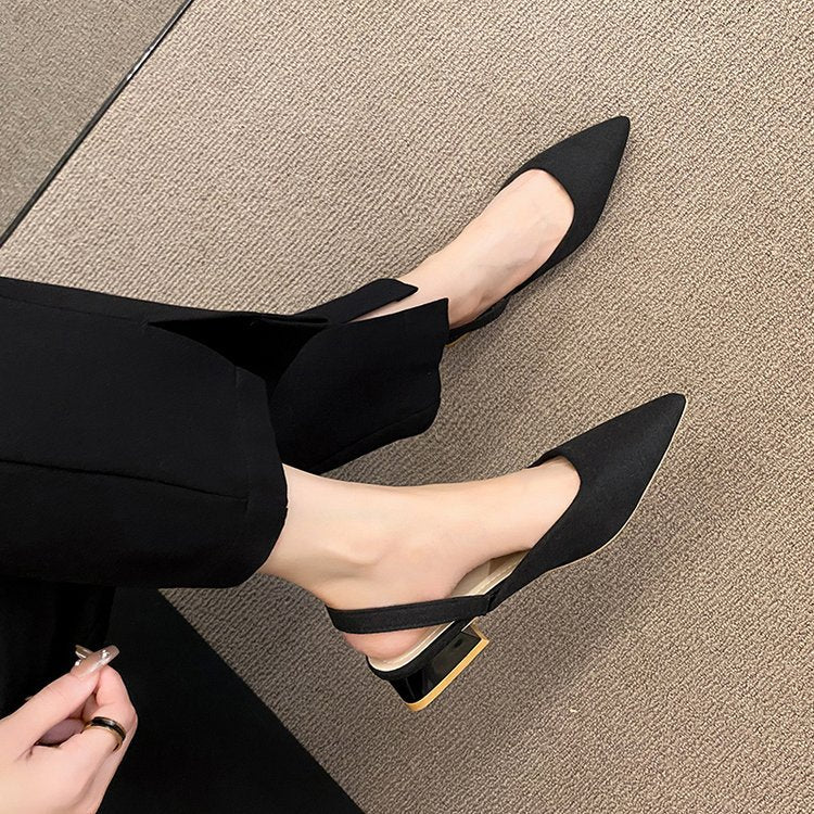 Damen Slingback-Pumps mit spitz zulaufendem Design und stylischem Blockabsatz EB