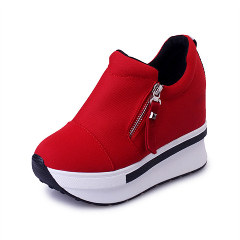 Damen Slip-On Sneakers mit elastischem Einstieg und trendiger Plateausohle EB