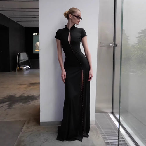 Damen Elegantes Maxikleid mit raffinierten Knopfdetails und seitlichem Schlitz EB