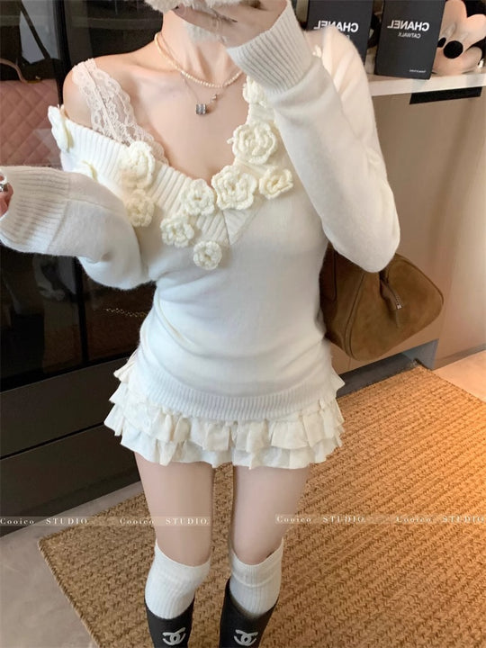 EB | Strickbluse mit Blumen-details V-ausschnitt und Feminine Passform Elegant und Sophisticated