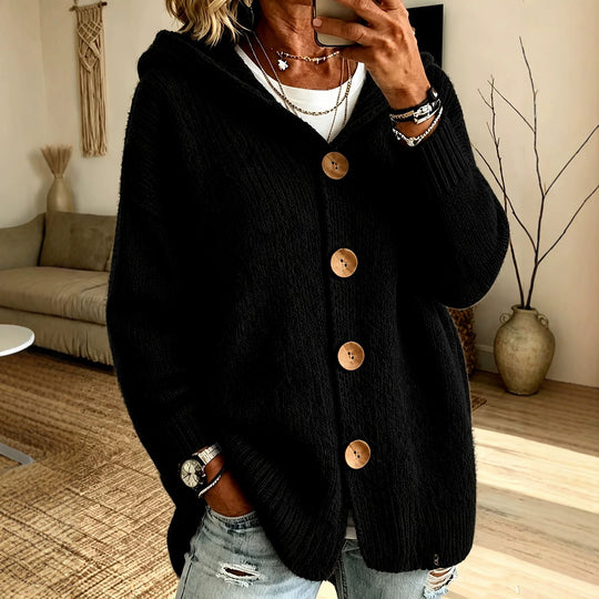 Damen Grobgestrickter Kapuzencardigan mit überlanger Silhouette, Holzknopfleiste und gerippten Bündchen EB