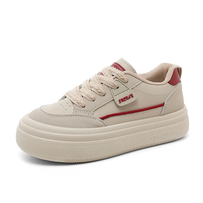 Damen Plateausneaker mit sportlicher Polsterung und modischem Design EB