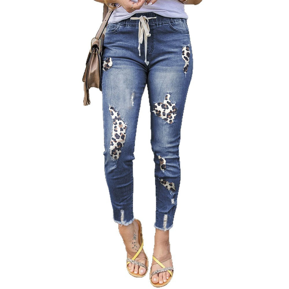 Damen Jeans mit lässigem Leo-Print und Destroyed-Details EB