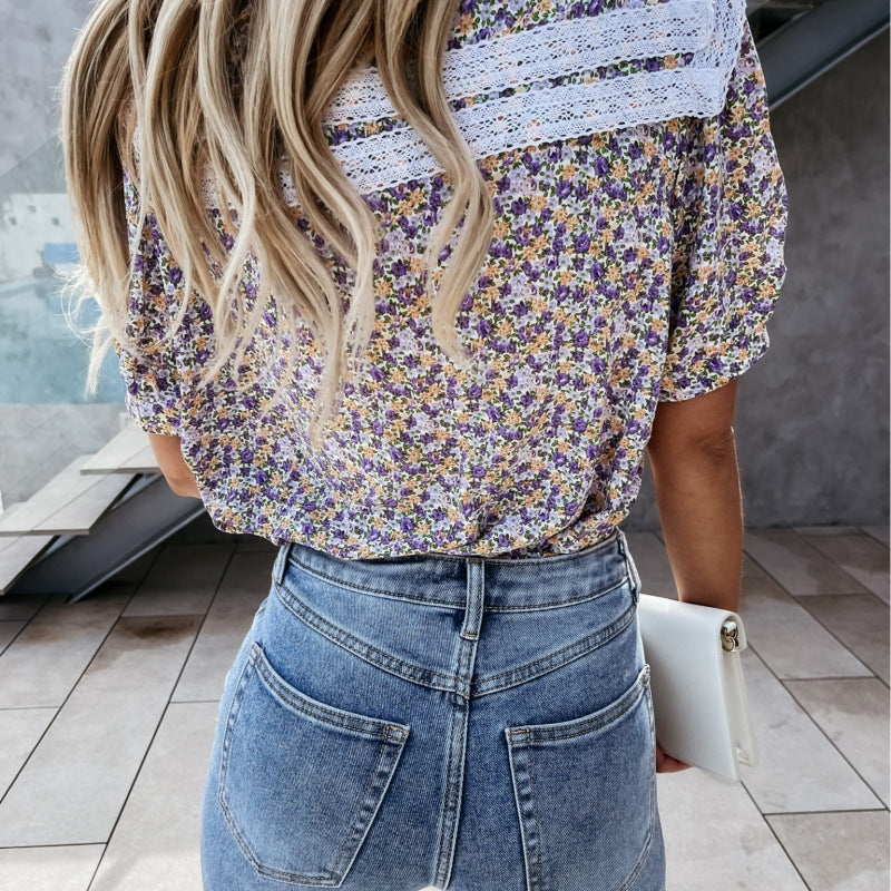 Damen Vintage-inspirierte Blumenbluse mit Spitzenkragen EB