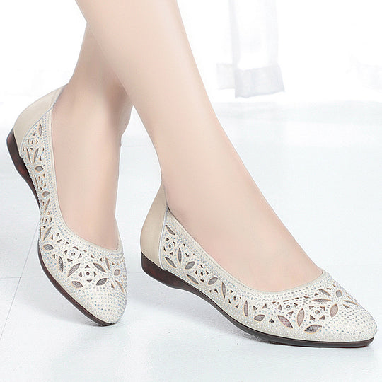 Damen Ballerinas mit filigranem Lochdesign und funkelnden Strassverzierungen EB