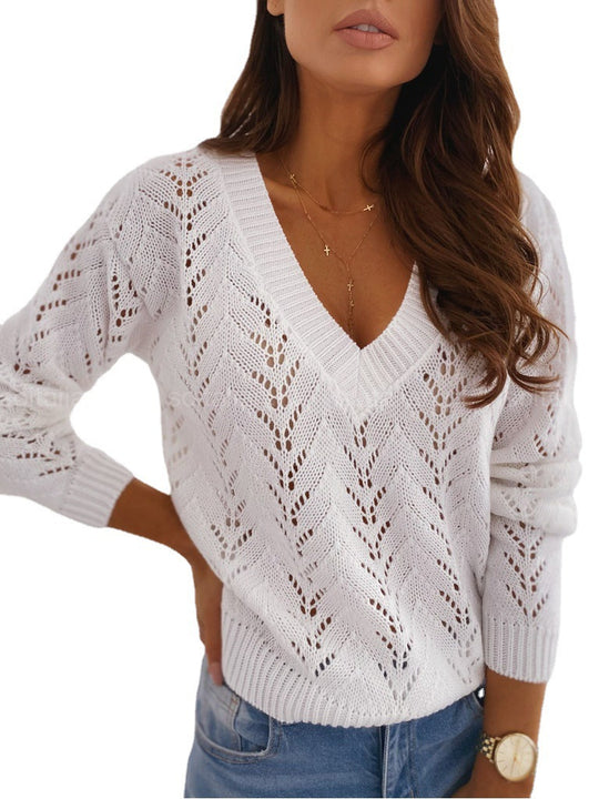 Damen Grobstrickpullover mit elegantem V-Ausschnitt und filigranem Muster EB