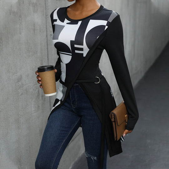 Damen Langarmshirt mit grafischem Muster und asymmetrischem Saum EB