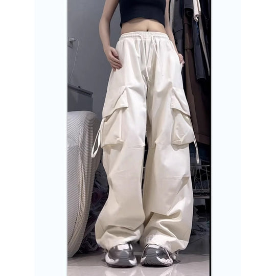 Damen Cargo-Hose im urbanen Stil mit weitem Schnitt und praktischen Seitentaschen EB