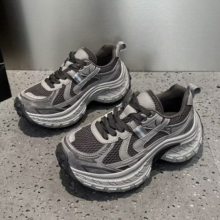 Damen Sportliche Chunky Sneakers mit rutschfester Sohle und atmungsaktiver Mesh-Konstruktion EB
