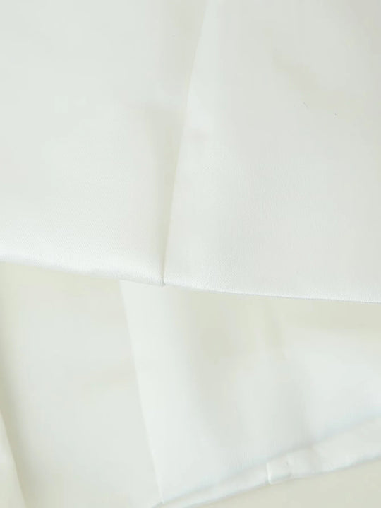 Damen taillierte Bluse mit modernen Knopfdetails und Stehkragen EB