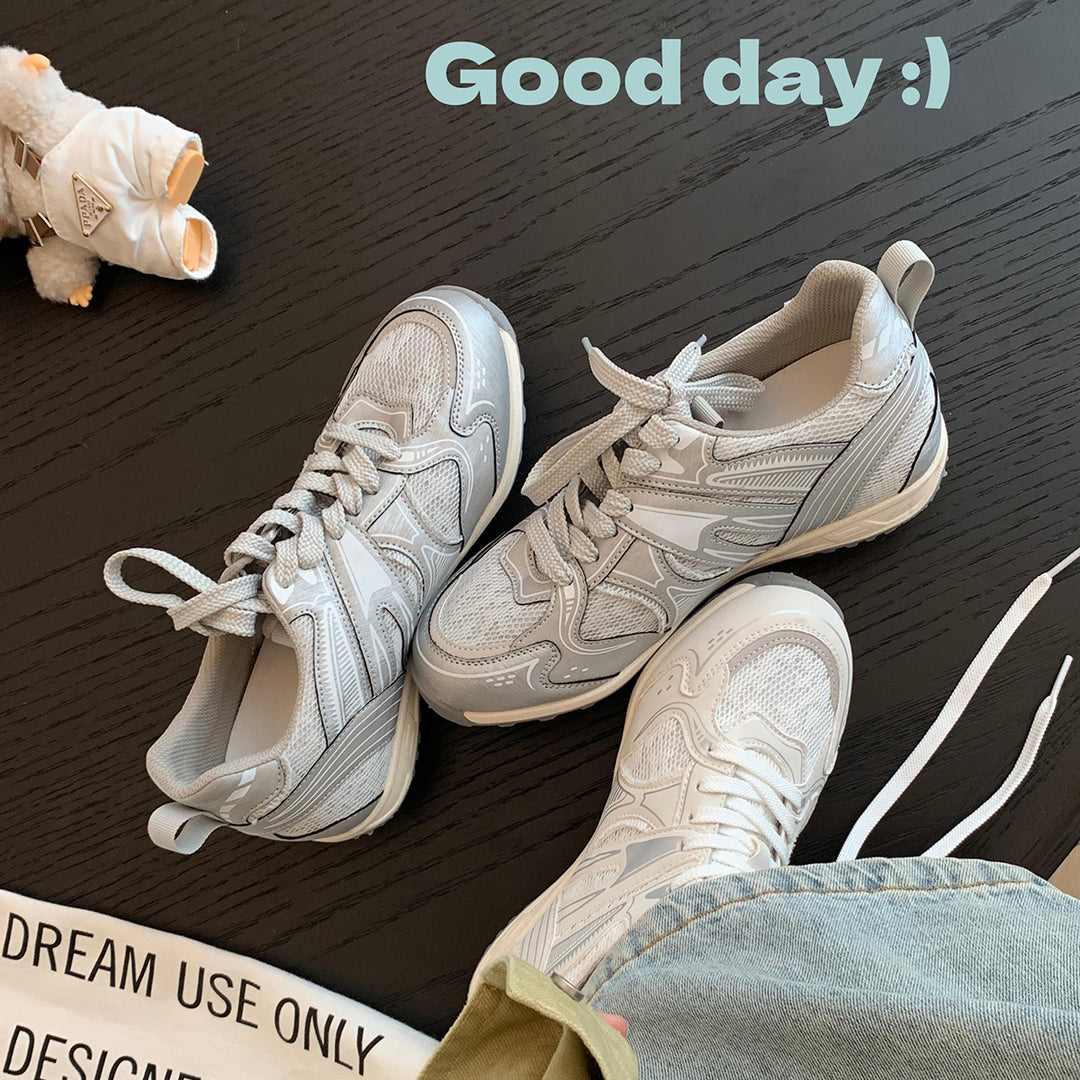 Damen Sportliche Sneakers mit atmungsaktivem Mesh-Obermaterial und schockabsorbierender Sohle EB