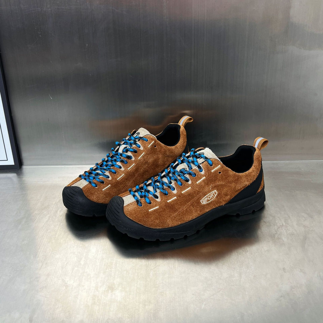 Damen Outdoor-Sneaker mit robustem Profil und atmungsaktiver Oberfläche EB