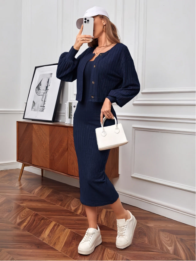 Damen Strick-Outfit mit Knopfleiste und Bündchen EB