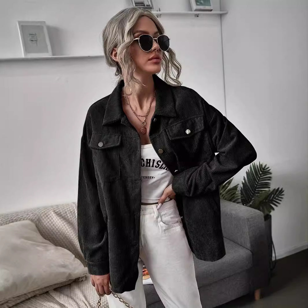 Damen Cordjacke mit modernem Schnitt und praktischen Taschen EB